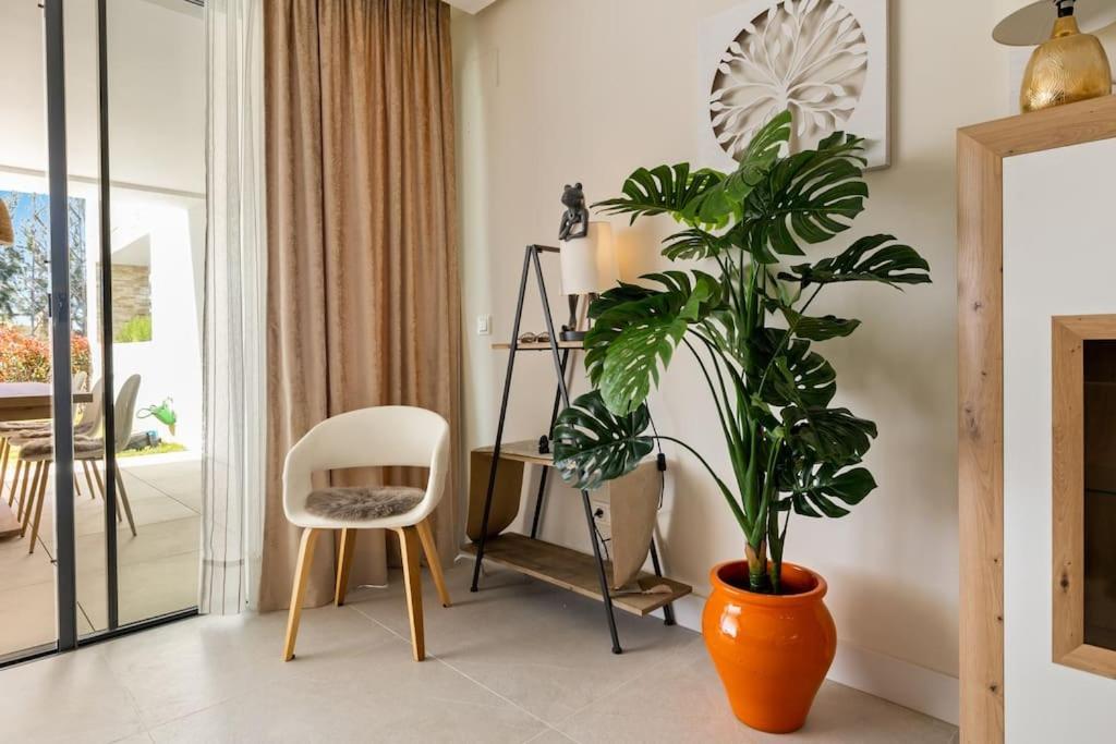Luxury Next To Golf Course In Leilighet *