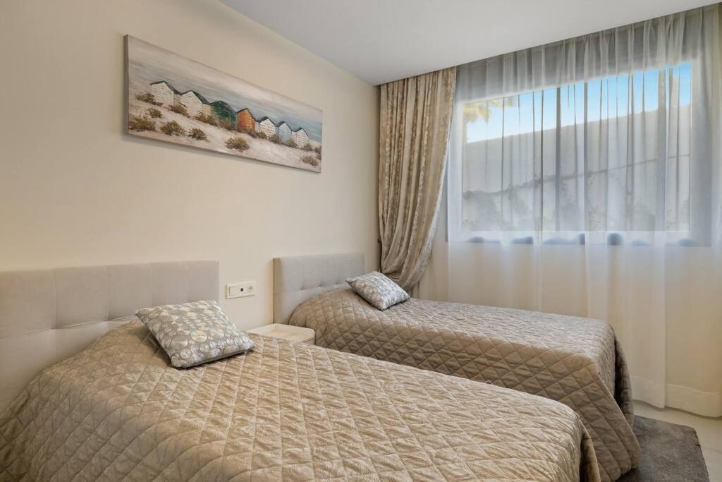 Leilighet Luxury Next To Golf Course In Marbella